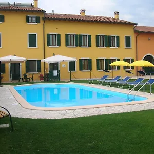 Gospodarstwo wiejskie Agriturismo Colombarola, Sona